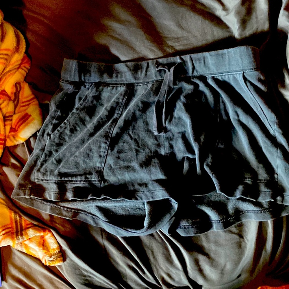 Old Navy Medium Grey shorts